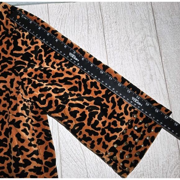 Velvet Cropped Jacket Leopard Print 3-Button Monroe & Main LARGE Orange Black - Picture 9 of 10